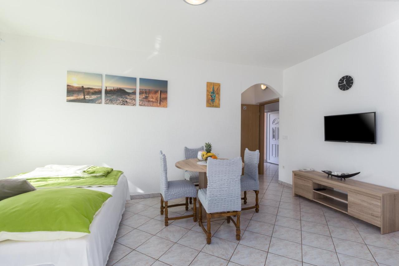 App Ruzica Finida Apartment Umag Exterior photo