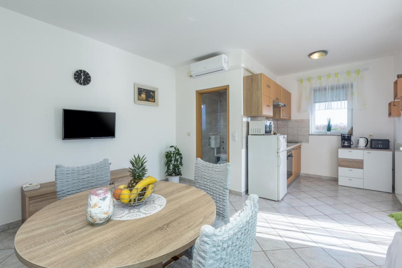 App Ruzica Finida Apartment Umag Exterior photo